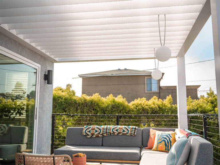 R-BREEZE™ fixed louvered pergola providing shade and outdoor comfort for Indianapolis homeowners.