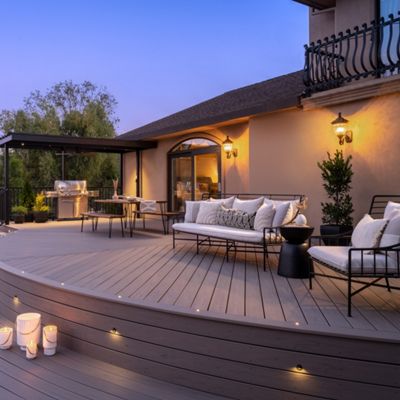 Deck Lighting and Railing Design Ideas for Evening Ambiance